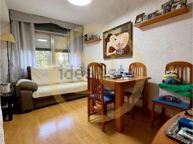 Piso en venta en Almeda, Cornellà De Llobregat