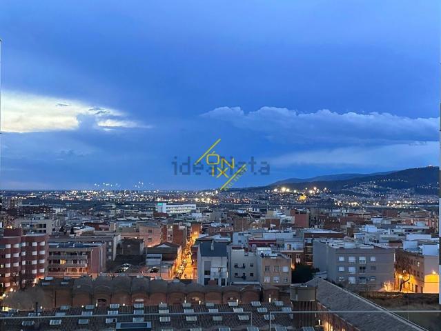 Piso en venta en Almeda, Cornellà De Llobregat