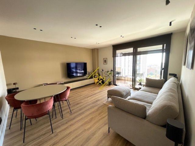 Piso en venta en Almeda, Cornellà De Llobregat