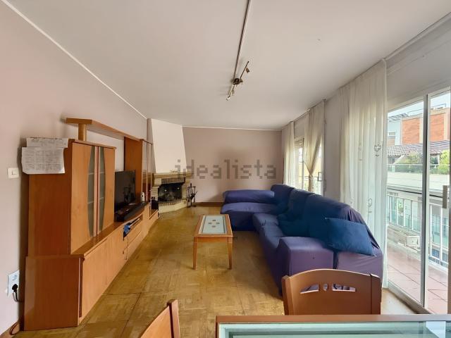 Ático en venta en Almeda, Cornellà De Llobregat