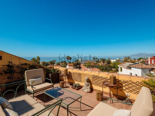 Ático en alquiler en Marbella, El Rosario