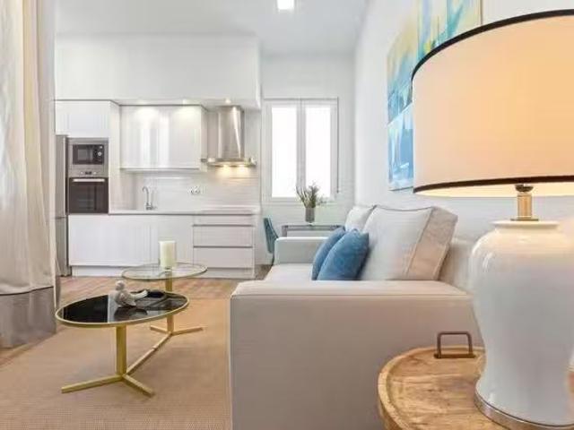 Apartamento en alquiler en Nervión, Sevilla