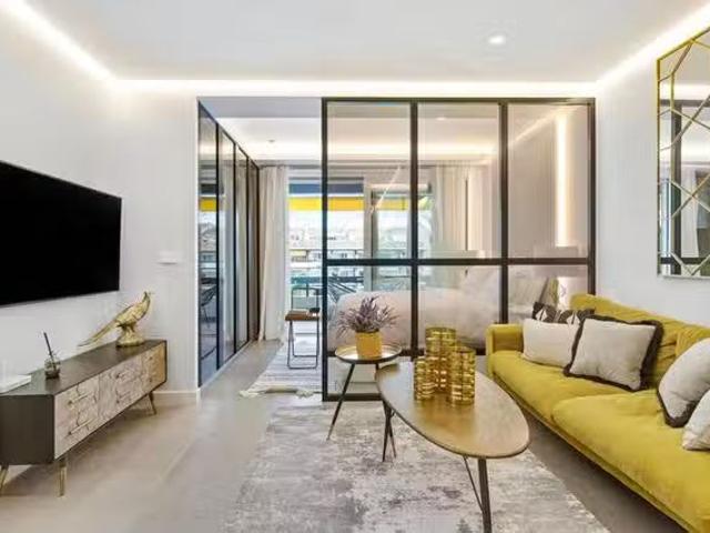 Apartamento en alquiler en La Carolina, Costa del Sol Occidental