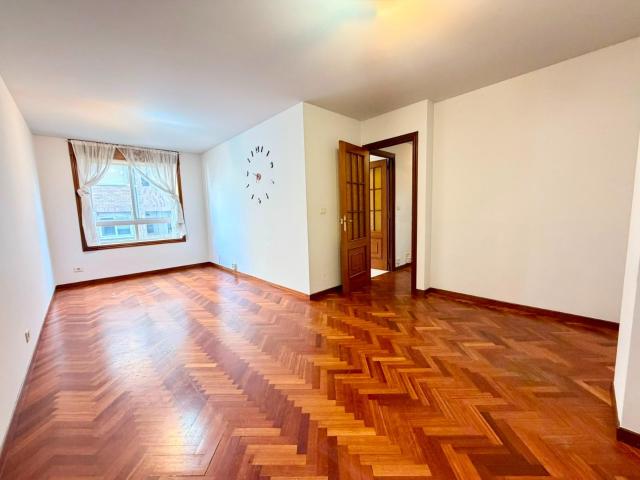 Piso en venta en Toroño, A Coruña