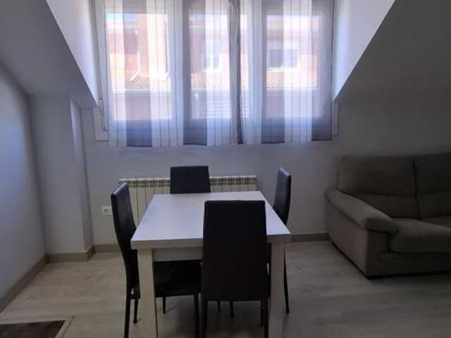 Piso en venta en Santovenia De Pisuerga