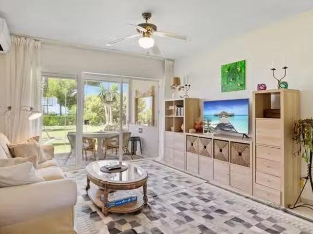 Apartamento en alquiler en Chaparral, Costa del Sol Occidental