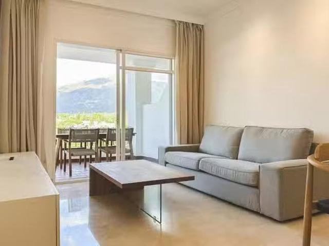 Apartamento en alquiler en Nueva Andalucía, Costa del Sol Occidental