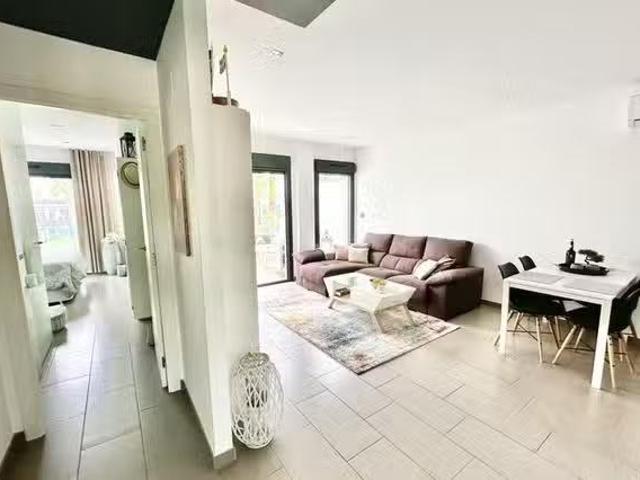 Apartamento en alquiler en Playa Flamenca II, el Baix Segura / La Vega Baja