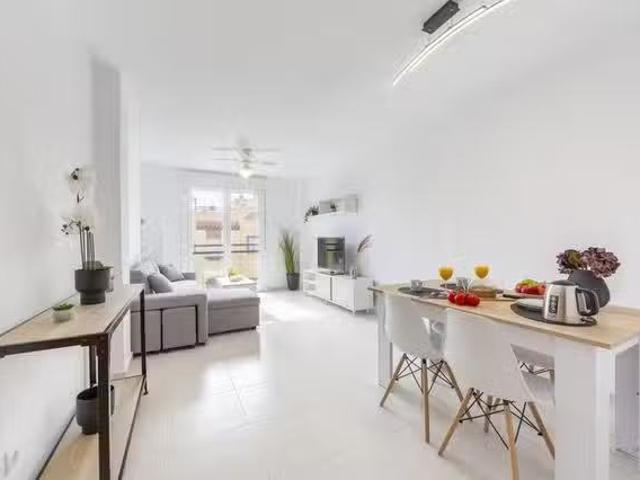 Apartamento en alquiler en Roquetas De Mar, Andalucía
