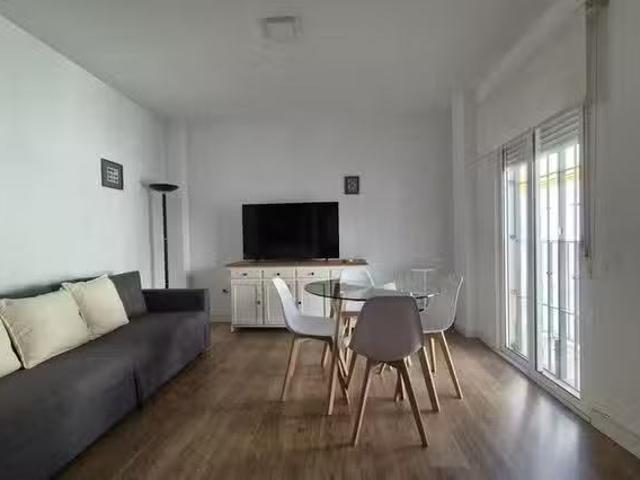 Apartamento en alquiler en Casco Antiguo, Sevilla
