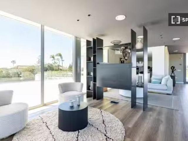 Apartamento en alquiler en Chaparral, Costa del Sol Occidental