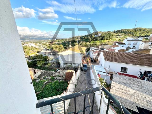 Piso en venta en Benamocarra