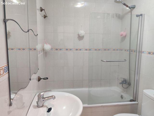 Casa en venta en Olivares, Andalucía