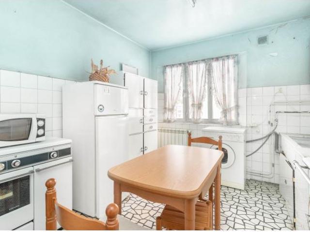 Piso en venta en La Tenderina, Oviedo