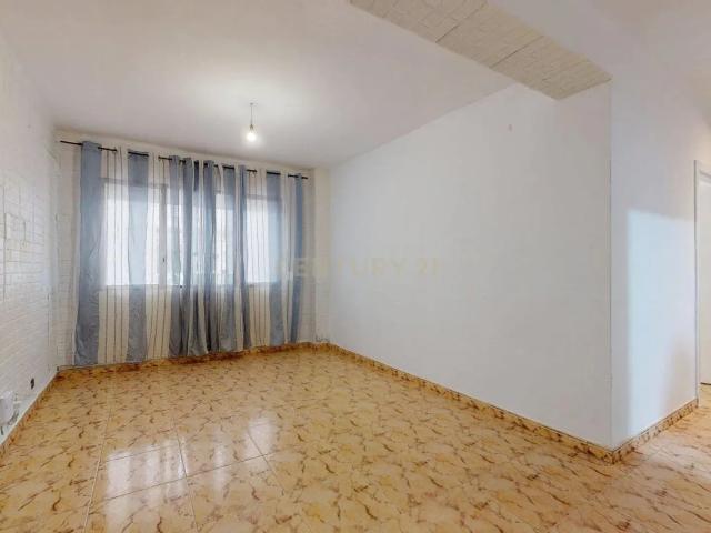 Piso en venta en Distrito III, Alcalá De Henares