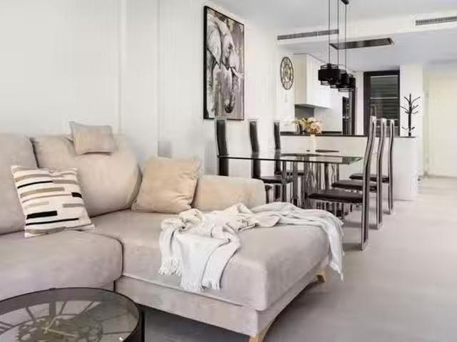 Apartamento en alquiler en Hercesa Calanova Golf, Costa del Sol Occidental