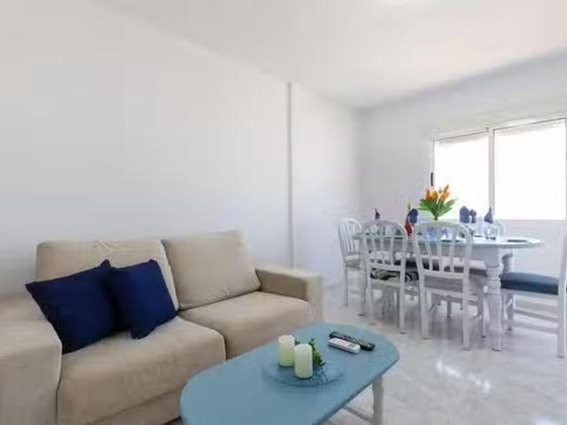 Apartamento en alquiler en Urbanización Calas Blancas, Torrevieja