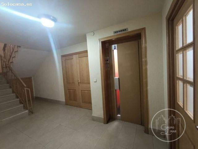 Piso en venta en Ávila, Castilla y León
