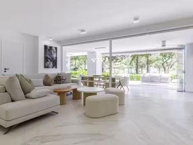 Apartamento en alquiler en El Rosario, Marbella