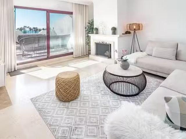 Apartamento en alquiler en Marbella, Málaga