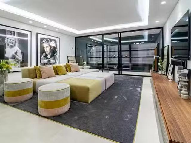 Apartamento en alquiler en Nueva Andalucía, Marbella