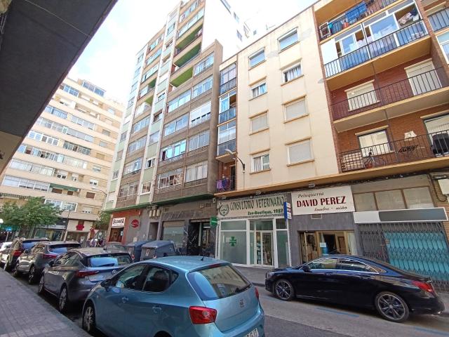 Apartamento en alquiler en Delicias, Zaragoza