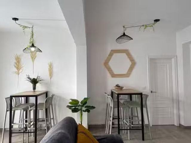 Apartamento en alquiler en Lavadores, Vigo