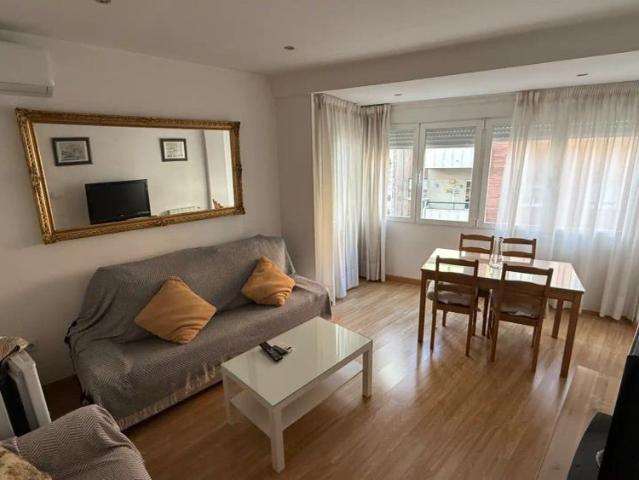 Apartamento en alquiler en San Ildefonso, Jaén
