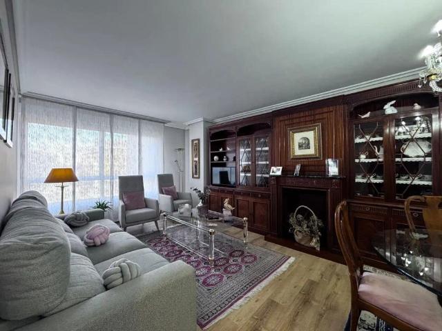 Apartamento en alquiler en Centro, Burgos