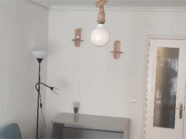 Apartamento en alquiler en San Pablo-Santa Justa, Sevilla