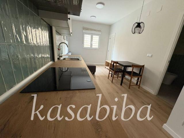 Apartamento en alquiler en Cerro-Amate, Sevilla