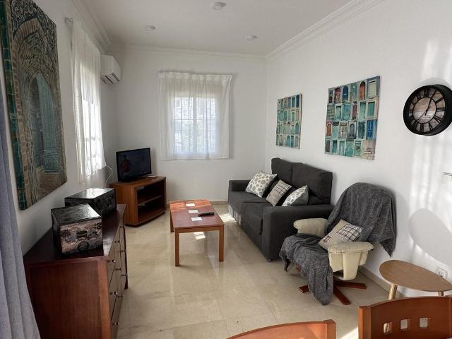 Apartamento en alquiler en San Pablo-Santa Justa, Sevilla