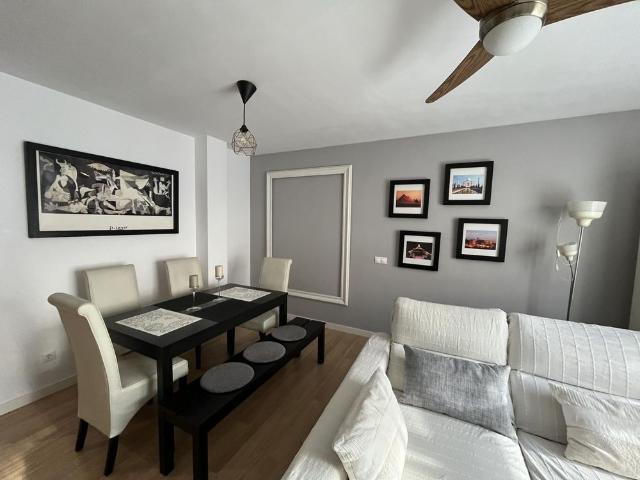 Apartamento en alquiler en Distrito 4, Albacete