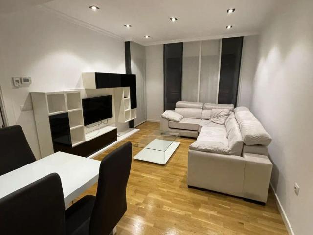 Apartamento en alquiler en Distrito 3, Albacete
