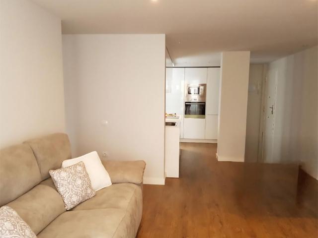 Apartamento en alquiler en San Pablo-Santa Justa, Sevilla