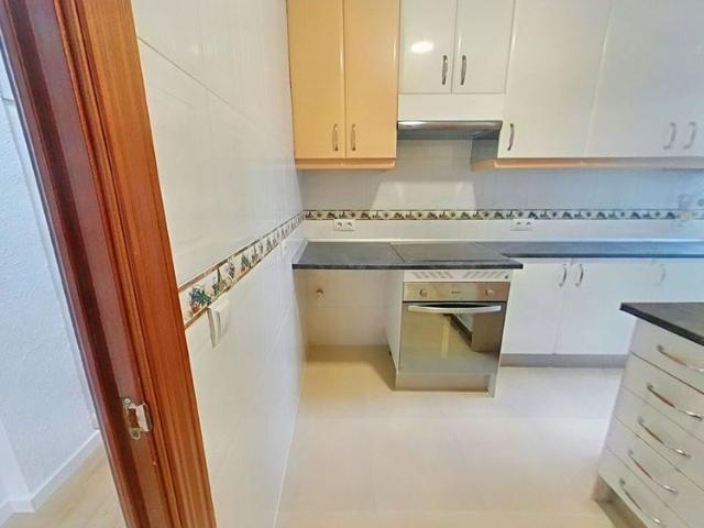 Apartamento en alquiler en Cerro Prieto, Móstoles