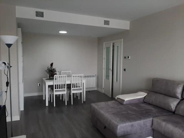 Apartamento en alquiler en Distrito III, Alcalá De Henares