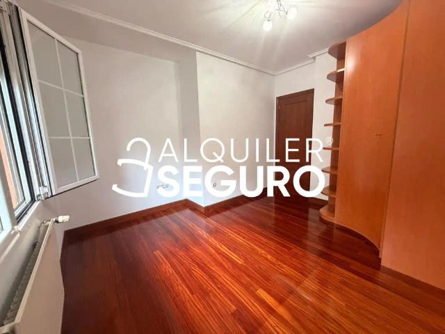 Apartamento en alquiler en Irauregi, Alonsotegi
