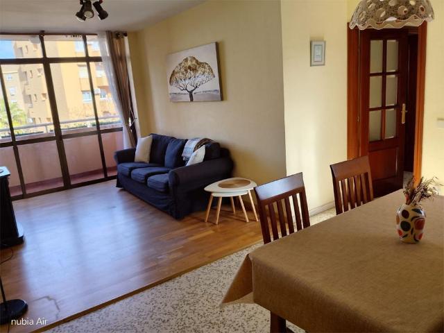 Apartamento en alquiler en Santa Eufemia, Tomares