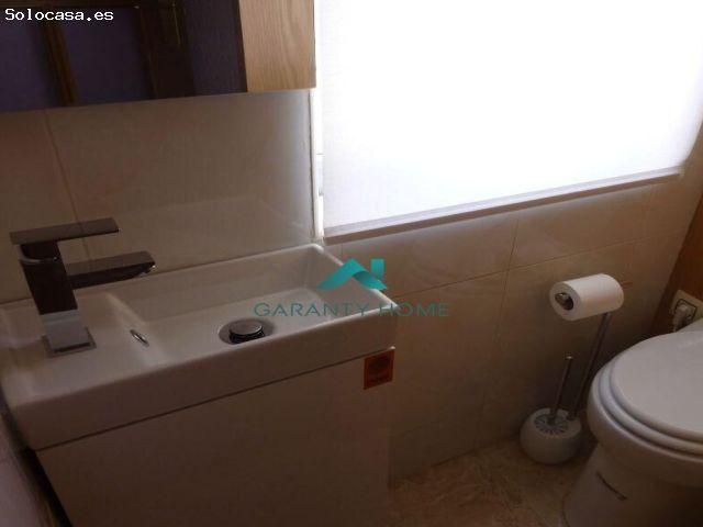 Piso en alquiler en Salesas, Salamanca