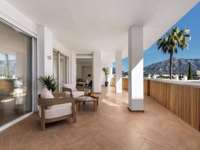 Piso en venta en Nueva Andalucía, Costa del Sol Occidental