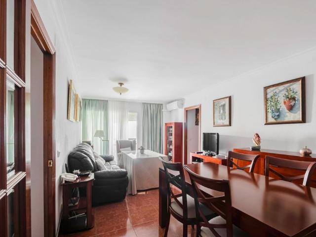 Piso en venta en San Gil, Sevilla