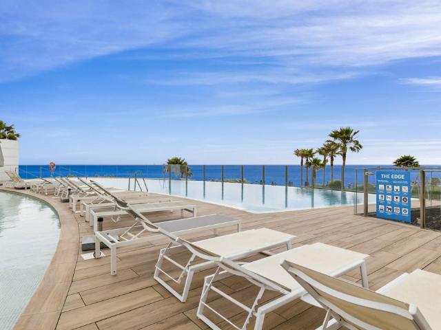 Piso en venta en Barriada Islas Canarias, Costa del Sol Occidental