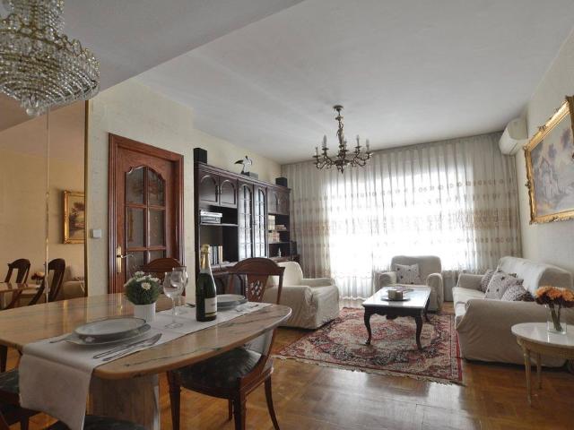 Piso en venta en Chamberí, Madrid