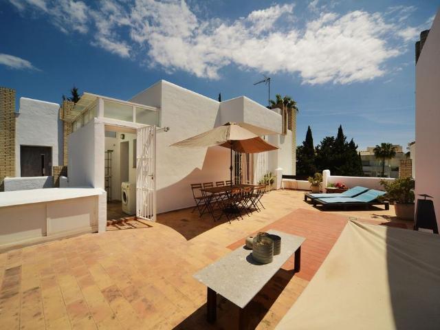 Piso en alquiler en Nueva Andalucía, Costa del Sol Occidental