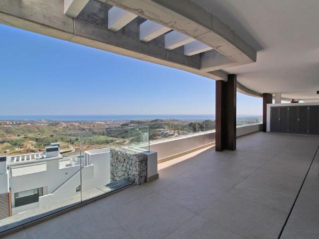 Piso en venta en Nueva Andalucía, Marbella