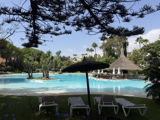 Piso en venta en Barriada Islas Canarias, Costa del Sol Occidental