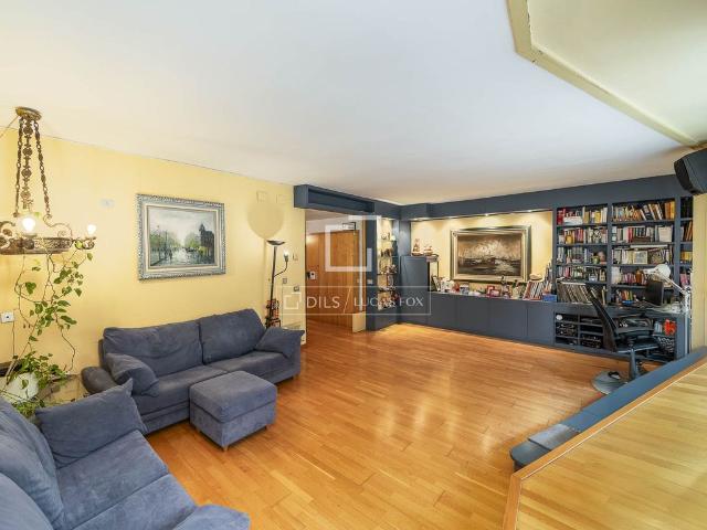 Piso en venta en Sant Martí, Barcelonès