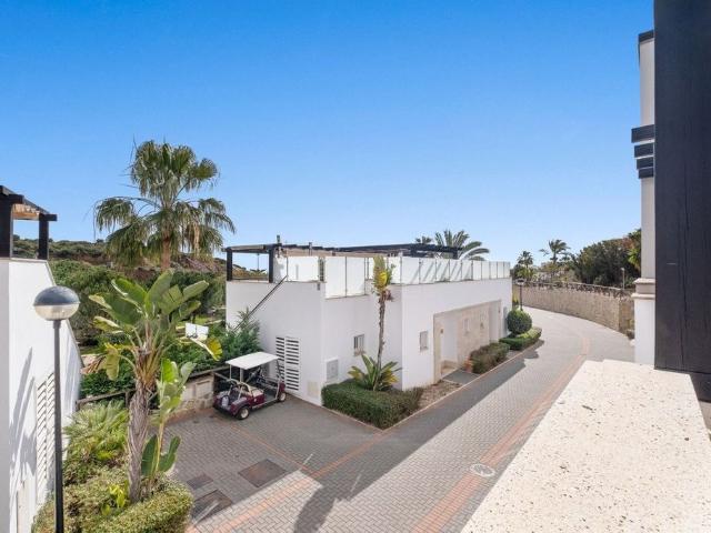 Piso en venta en El Rosario, Marbella