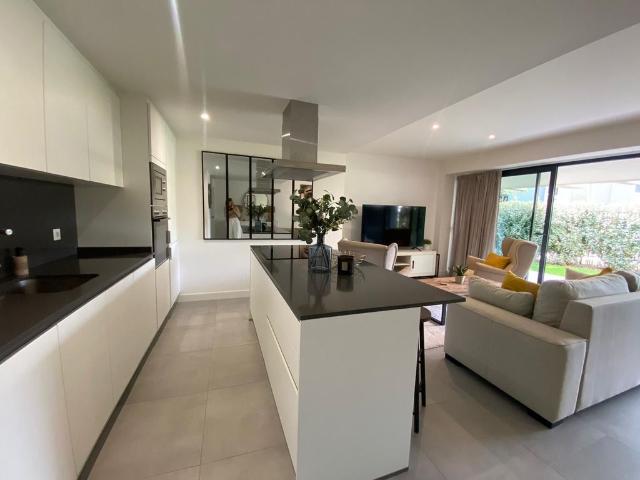 Piso en alquiler en Resinera-Voladilla, Estepona